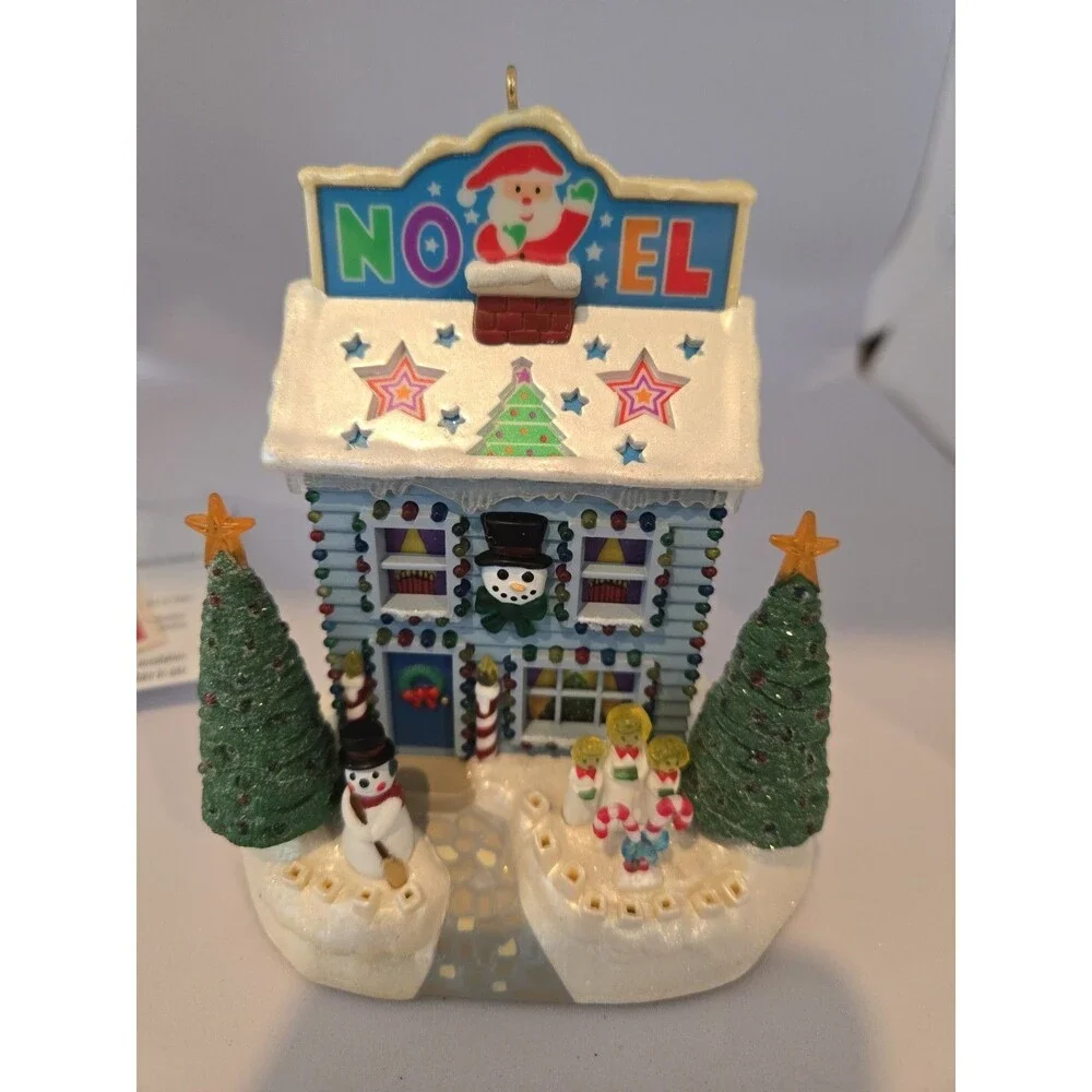 Vintage 2004 Hallmark Keepsake Ornament  